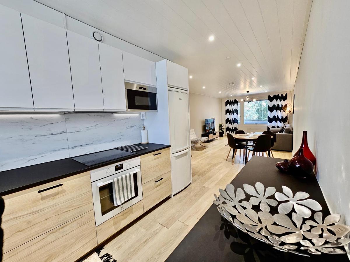 Elegant Apartment With Sauna In The Center Rovaniemi Bagian luar foto