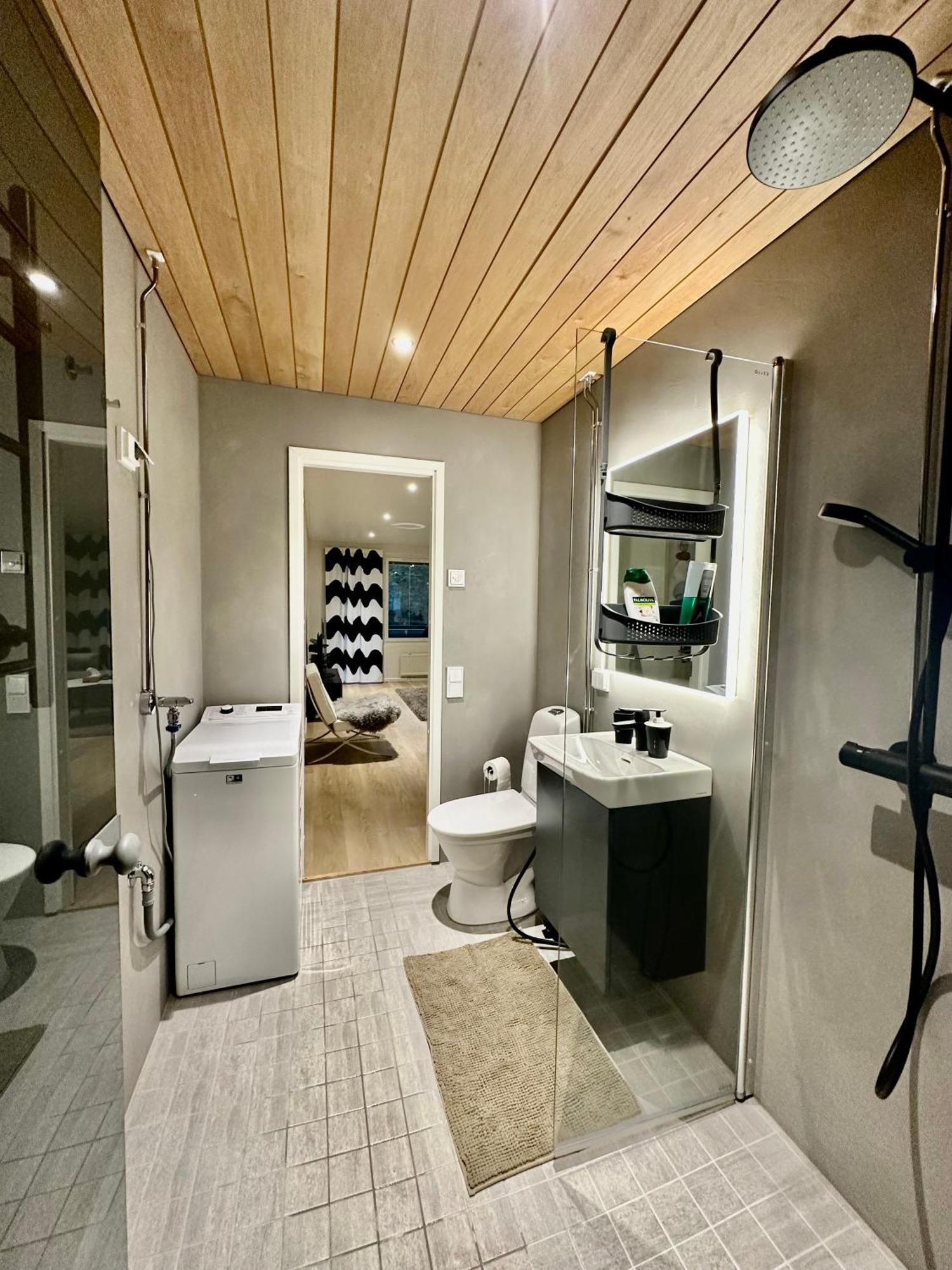 Elegant Apartment With Sauna In The Center Rovaniemi Bagian luar foto